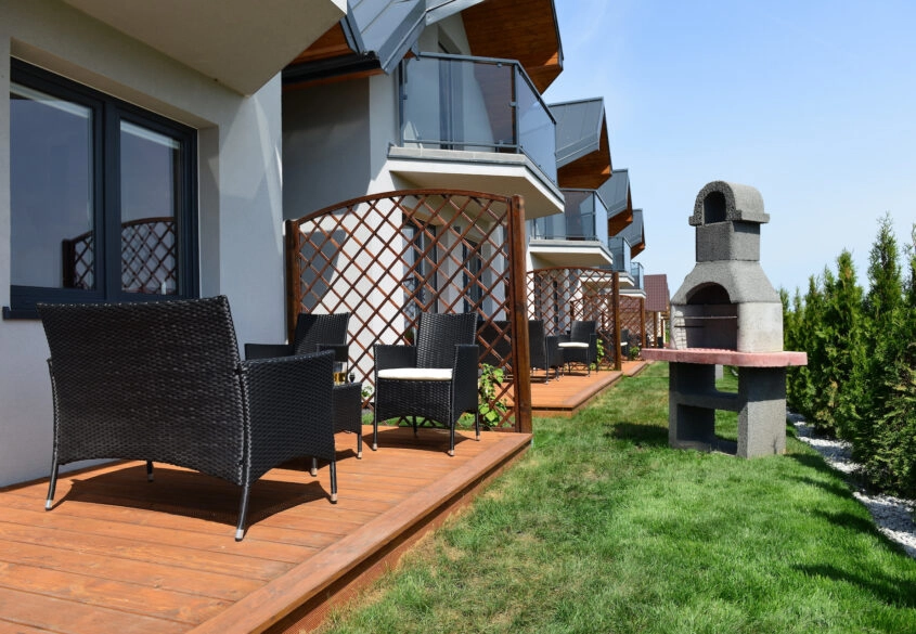 Gotowy biznes nad morzem - 10 domów na wynajem!