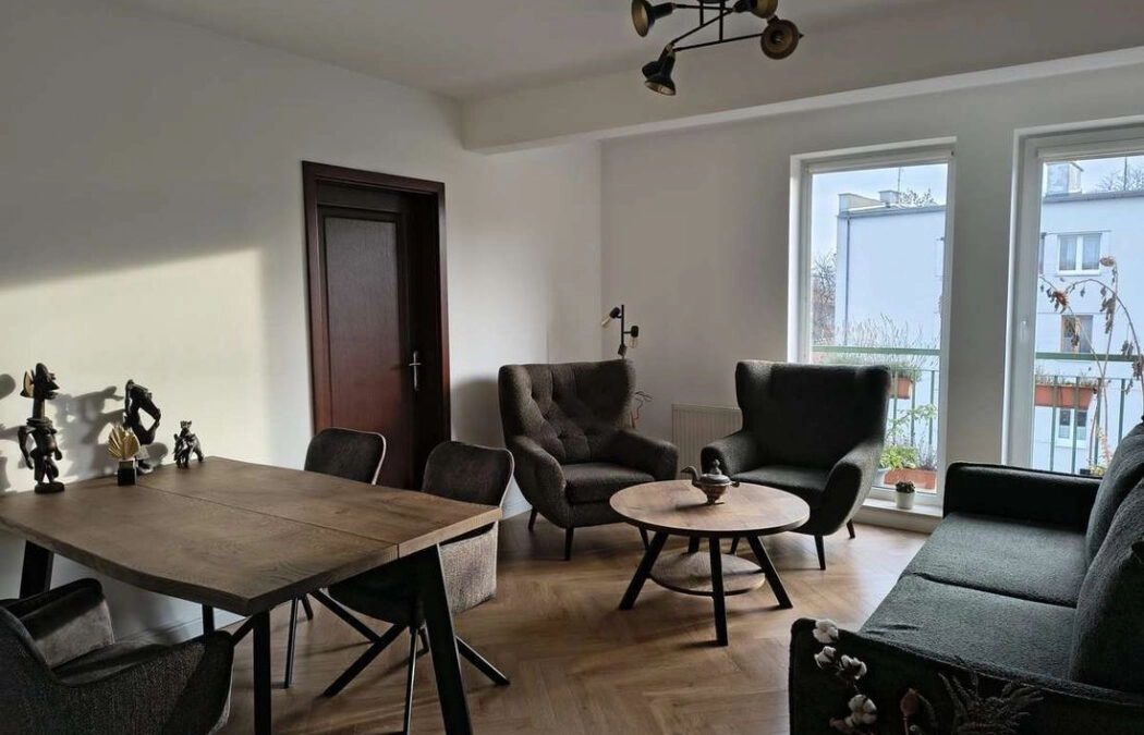 Sopot, 3 pokoje, do wejścia.