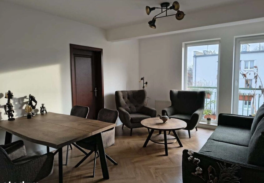 Sopot, 3 pokoje, do wejścia.