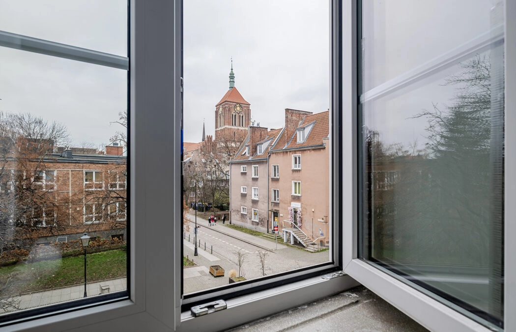 3 pokoje Grobla IV, Śródmieście