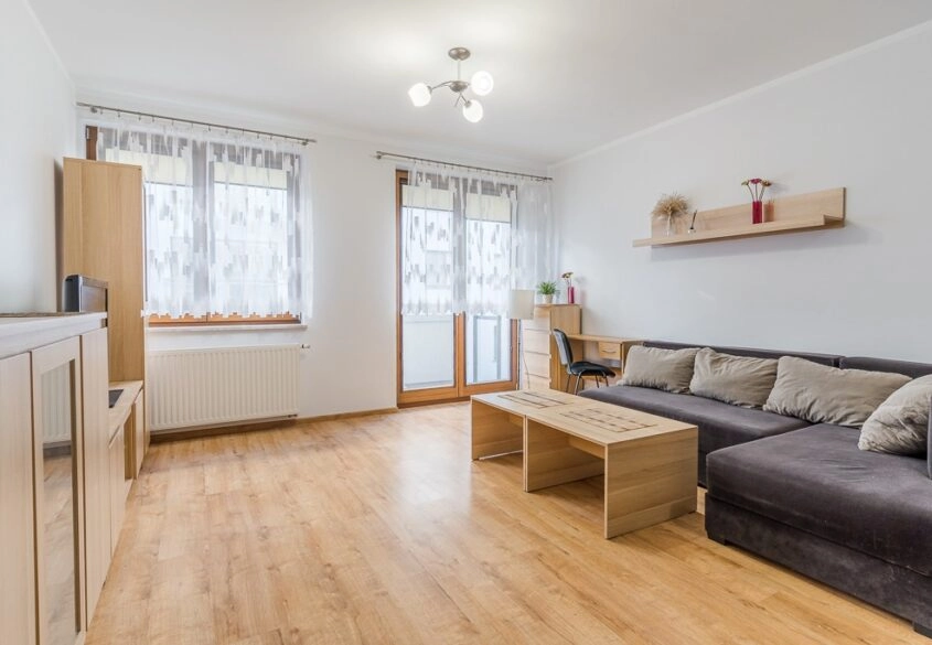 Mieszkanie 2-pok, Garnizon, SKM 990m