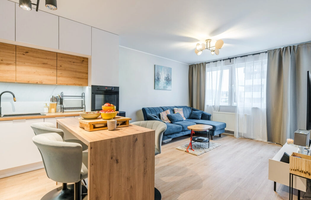 2 FUNKCJONALNE POKOJE W NOWOCZESNYM BUDYNKU