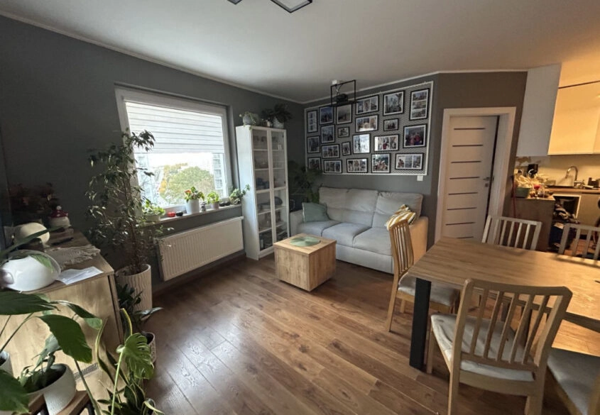 4-pokojowe z widokiem na wyższym piętrze