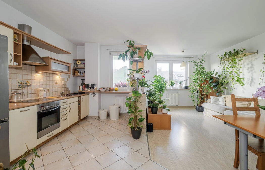 GDYNIA, REDŁOWO, UL KORCZAKA, 3POKOJE, PRZESTRONNE