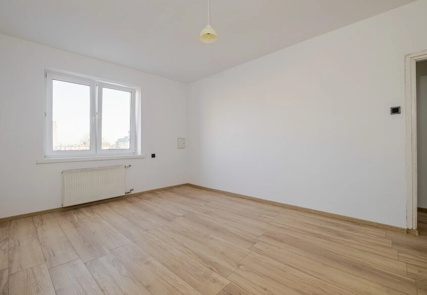 GDYNIA ŚWIĘTOJAŃSKA 42m , DO WŁASNEJ ARANŻACJI