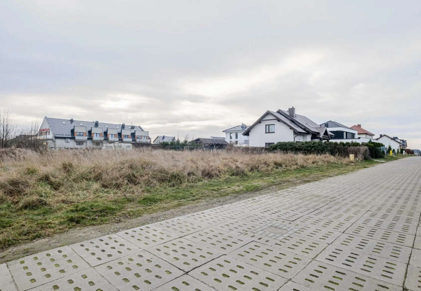 Działka usługowo - mieszkalna 1133 m² Mosty