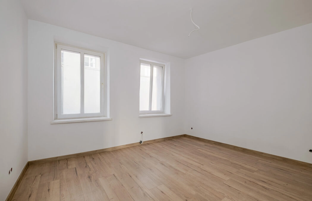 2 POKOJE PO GENERALNYM REMONCIE/OD ZARAZ