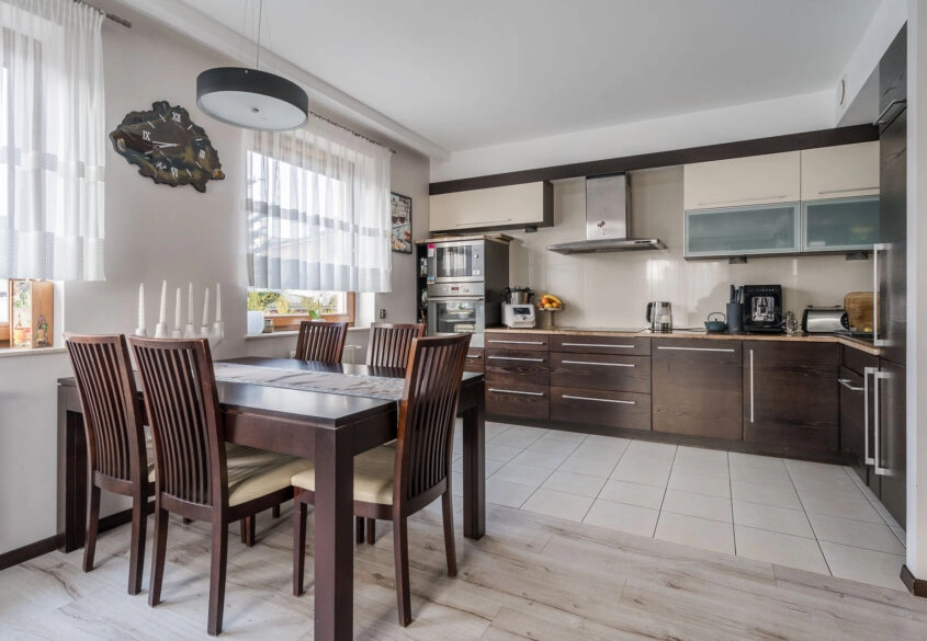 Zadbane i słoneczne 3 pok, siłownia, sauna