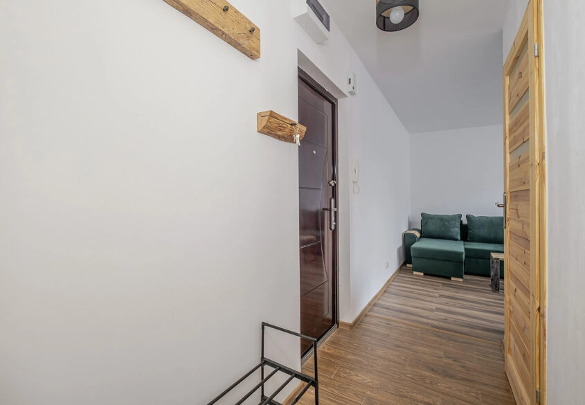 2 pokoje z kuchnią po generalnym remoncie gotowe