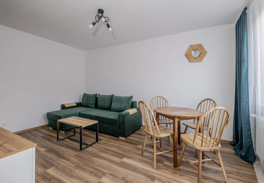 2 pokoje z kuchnią po generalnym remoncie gotowe