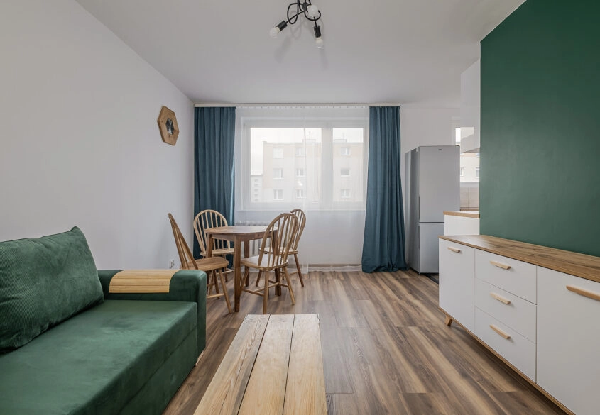 2 pokoje z kuchnią po generalnym remoncie gotowe