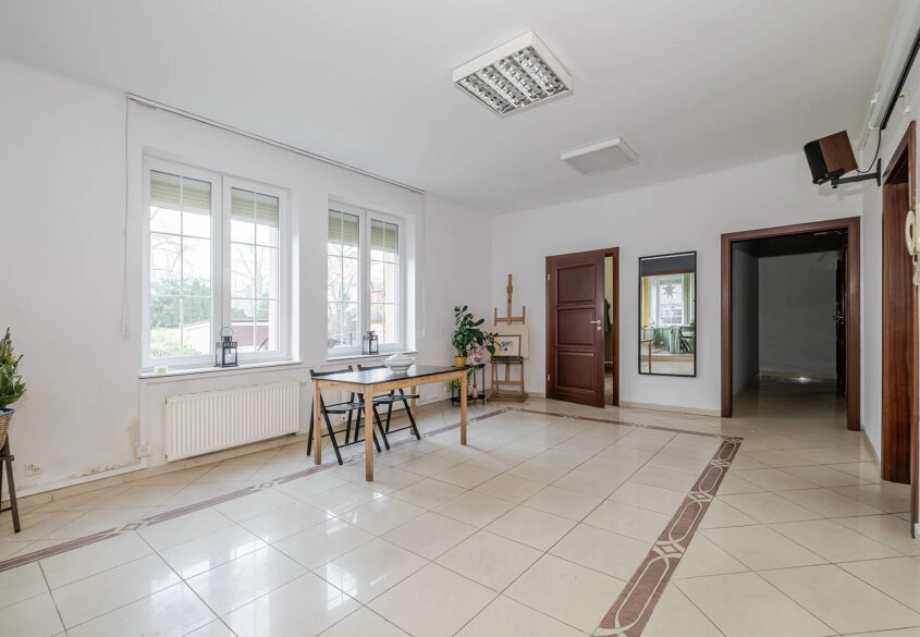 Lokal użytkowy na wynajem – Gdańsk, ul. Hallera 2B