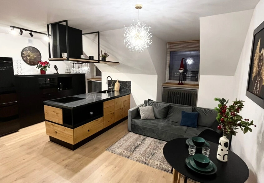 Po generalnym remoncie, 2 pokoje, Centrum Gdyni