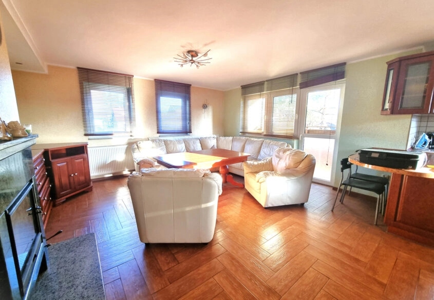 Funkcjonalny dom z dwiema sypialniami na parterze