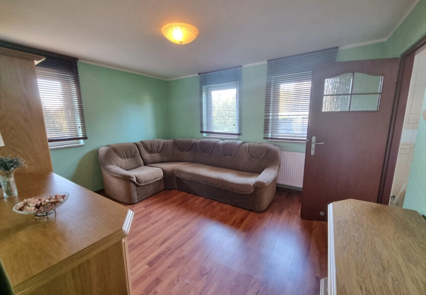 Funkcjonalny dom z dwiema sypialniami na parterze