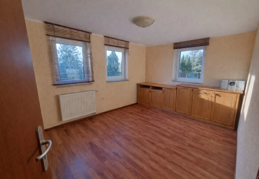 Funkcjonalny dom z dwiema sypialniami na parterze