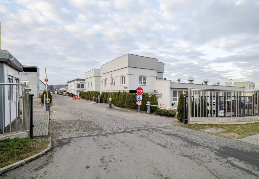 Hala tuż obok obwodnicy | 1813m2 pow. prod/mag