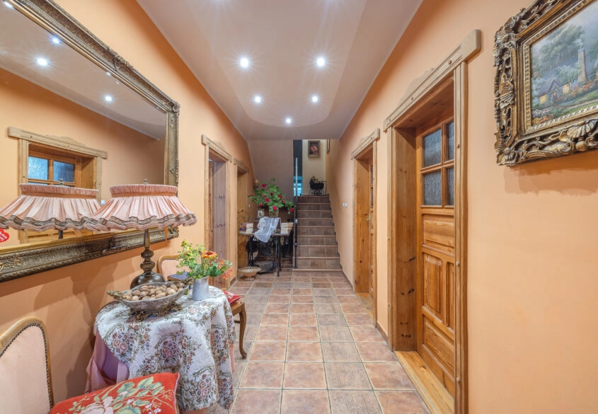 Dom Mieszkalny z pokojami na wynajem nad morzem