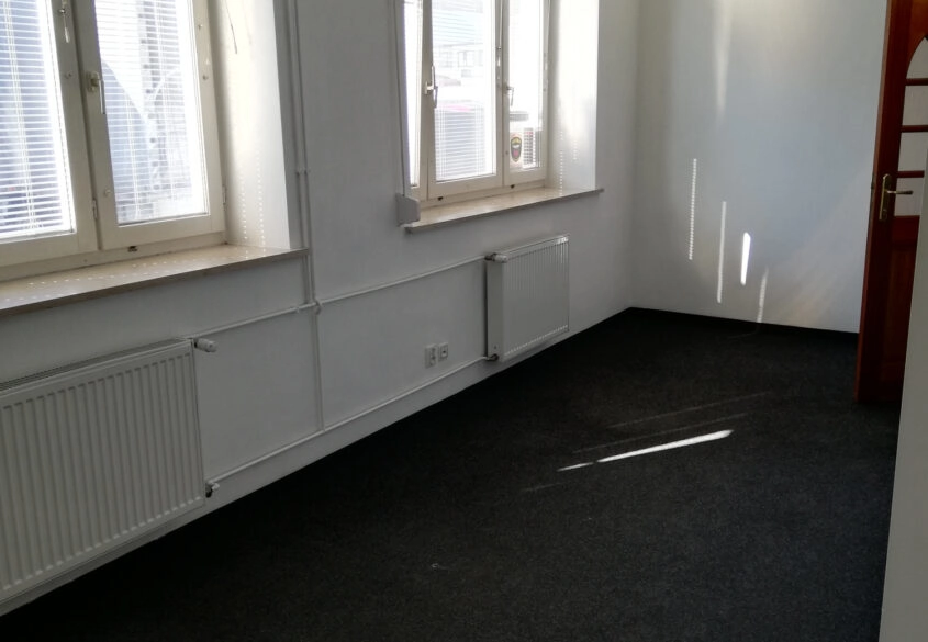 Wynajmę lokal użytkowy.