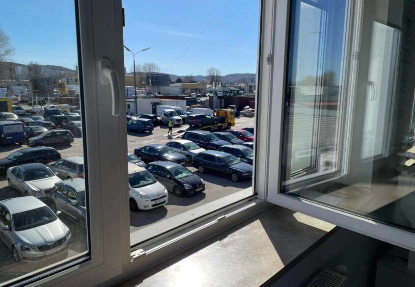 Wynajmę duży lokal biurowy w Gdyyni