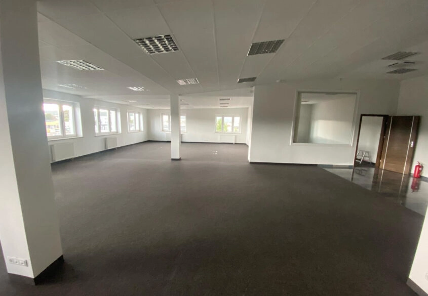 Wynajmę duży lokal biurowy w Gdyni Chylonii