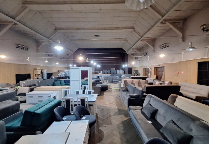 Budynek  Kina w Centrum Kościerzyny