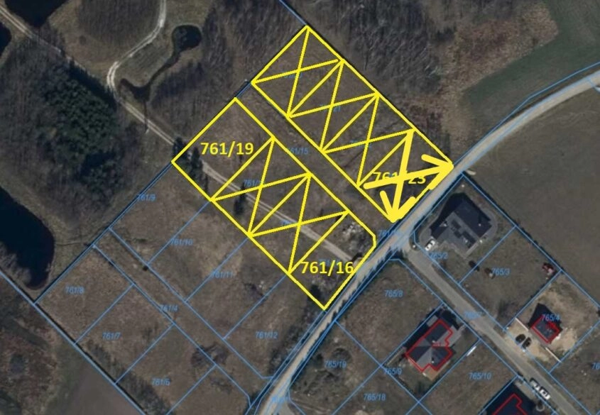 Działki budowlane z dostępem do jeziora.