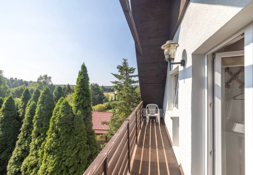 Urokliwy dom położony w otoczeniu jezior i lasów!