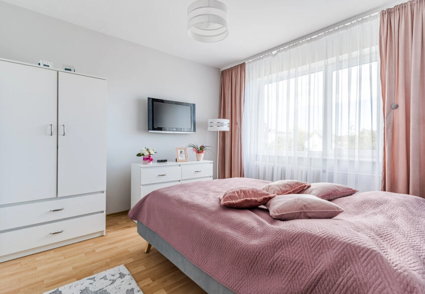 Dom wolnostojący na dużej działce blisko Gdańska!