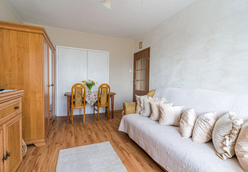 Dom wolnostojący na dużej działce blisko Gdańska!