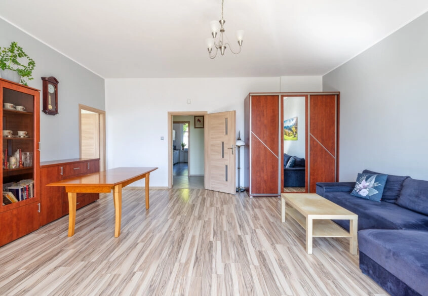 Urokliwe mieszkanie na "Biskupiej Górce". 138 m2.