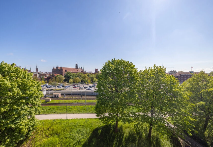 Urokliwe mieszkanie na "Biskupiej Górce". 138 m2.