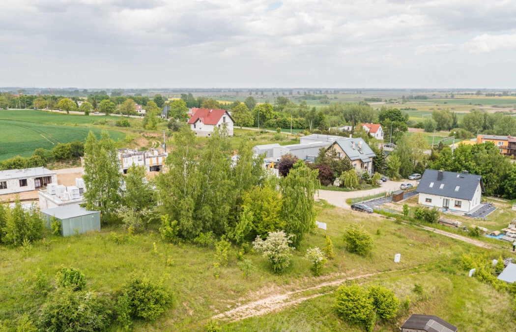 Działka na wzgórzu z mpzp i mediami