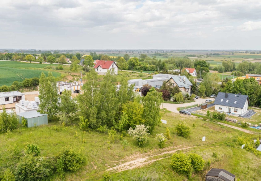 Działka na wzgórzu z mpzp i mediami