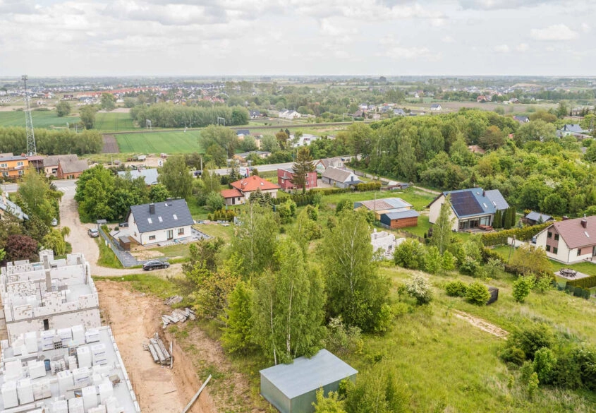 Działka na wzgórzu z mpzp i mediami