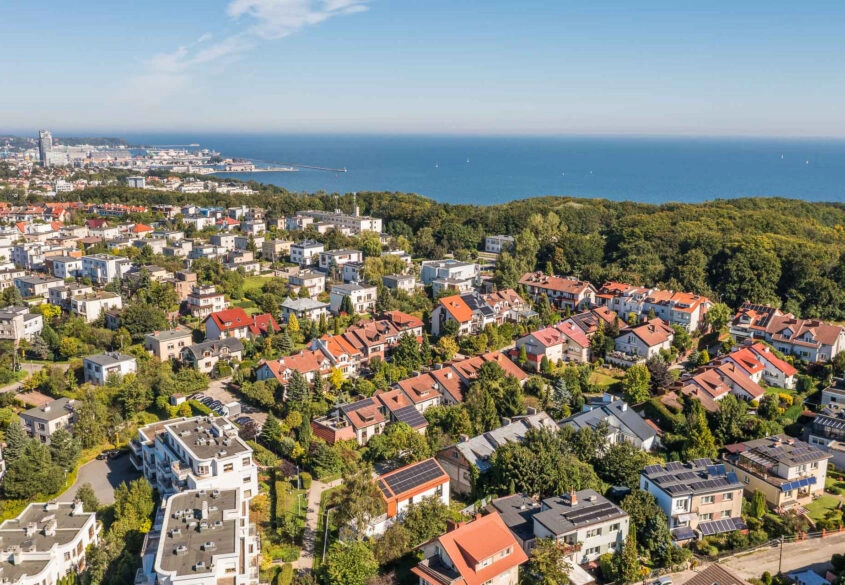 NIERUCHOMOŚC Z POTENCJAŁEM W GDYNI REDŁOWIE !