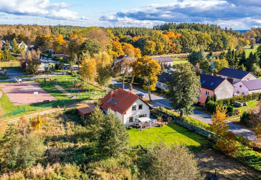 DOM WOLNOSTOJĄCY W MAŁKOWIE