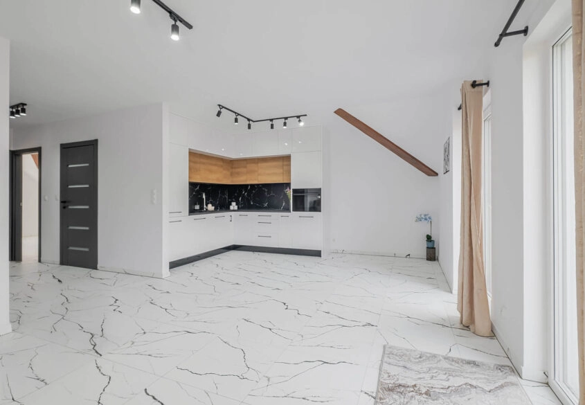 Gotowe do wprowadzenia! 3 pokoje! Garaż!