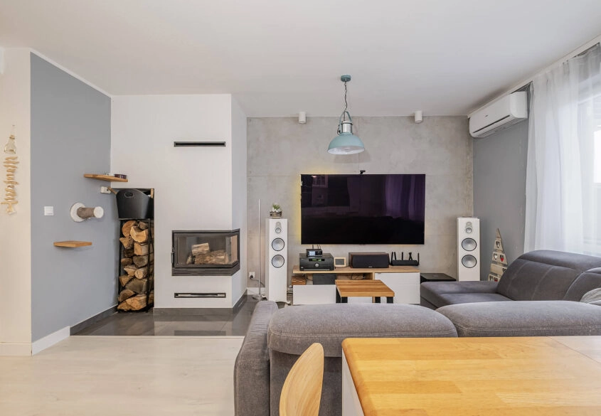 Ogródek 253m2 | Garaż + 2 msc postojowe | 4-5 pok