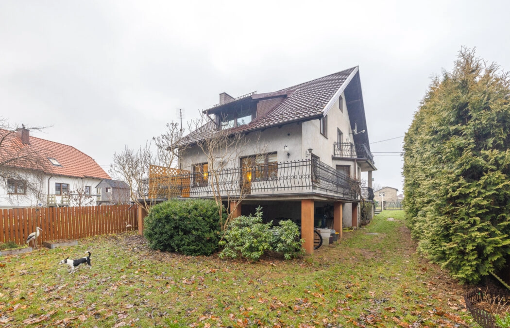 Dom w spokojnej okolicy!