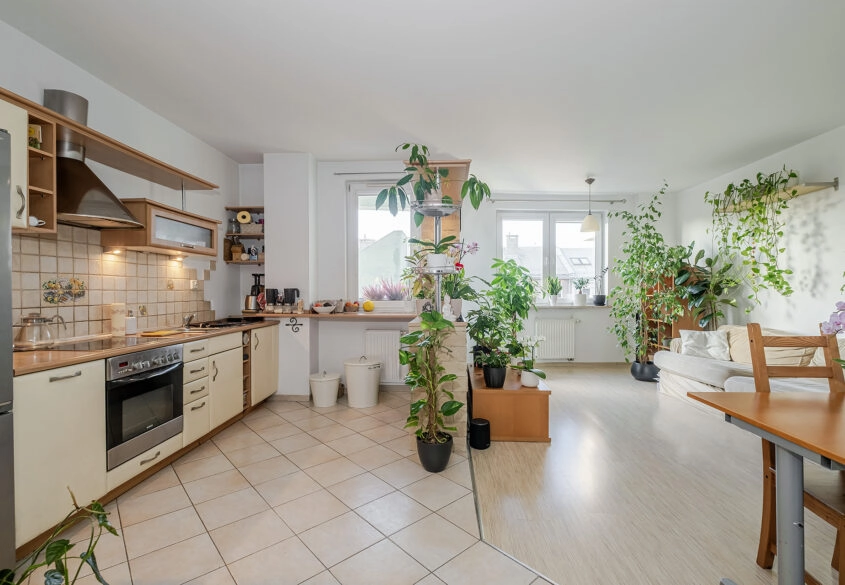 GDYNIA, REDŁOWO, UL KORCZAKA, 3POKOJE, PRZESTRONNE