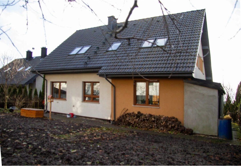 Sprzedam dom w wolnostojący dla dużej rodziny