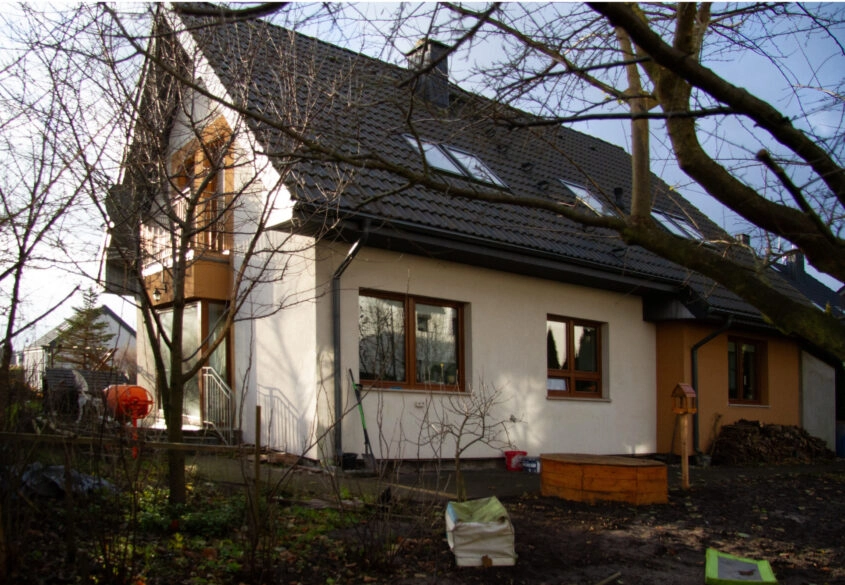 Sprzedam dom w wolnostojący dla dużej rodziny