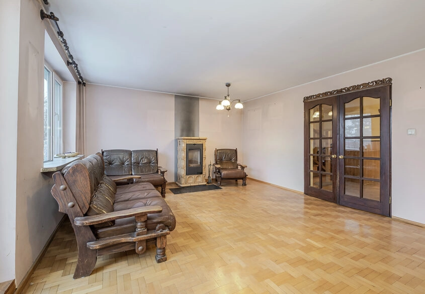 Dom w świetnej lokalizacji | CO i woda miejskie