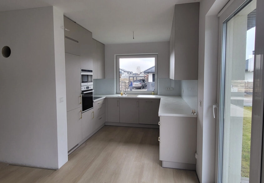 Nowy dom wolnostojący 4 pokoje, ogród