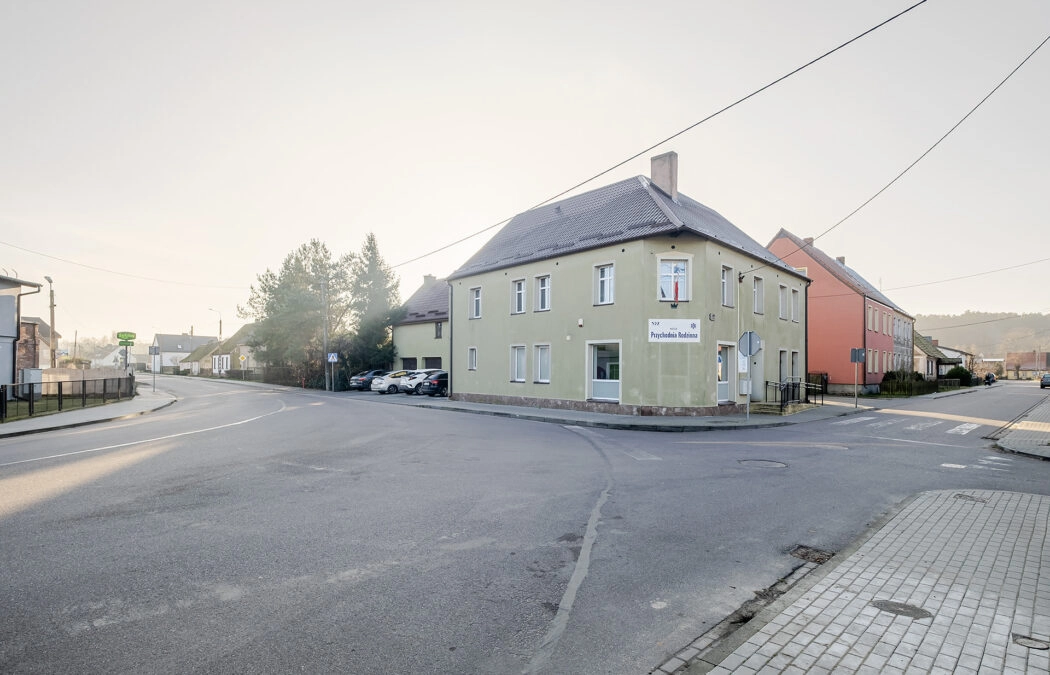 Dom z działającą przychodnią rodzinną NFZ