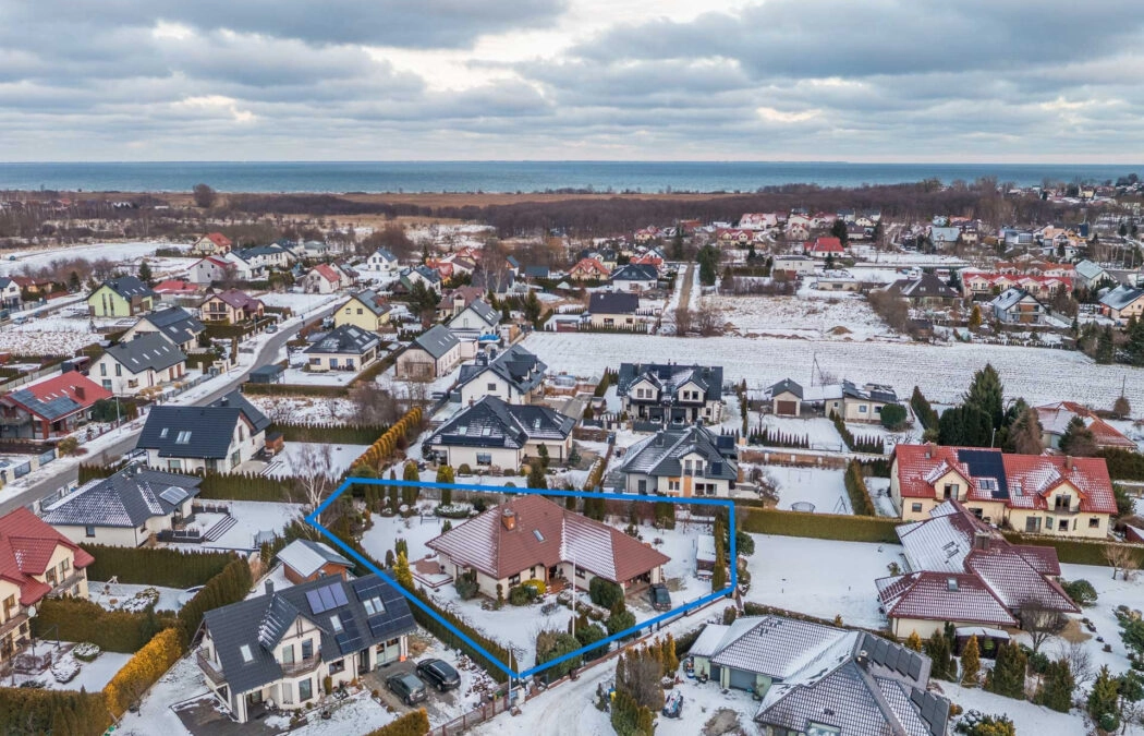 DOM WOLNOSTOJĄCY W MOSTACH