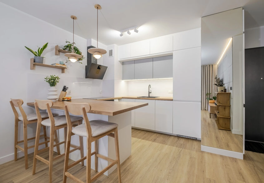 Stan idealny - 2 miejsca postojowe