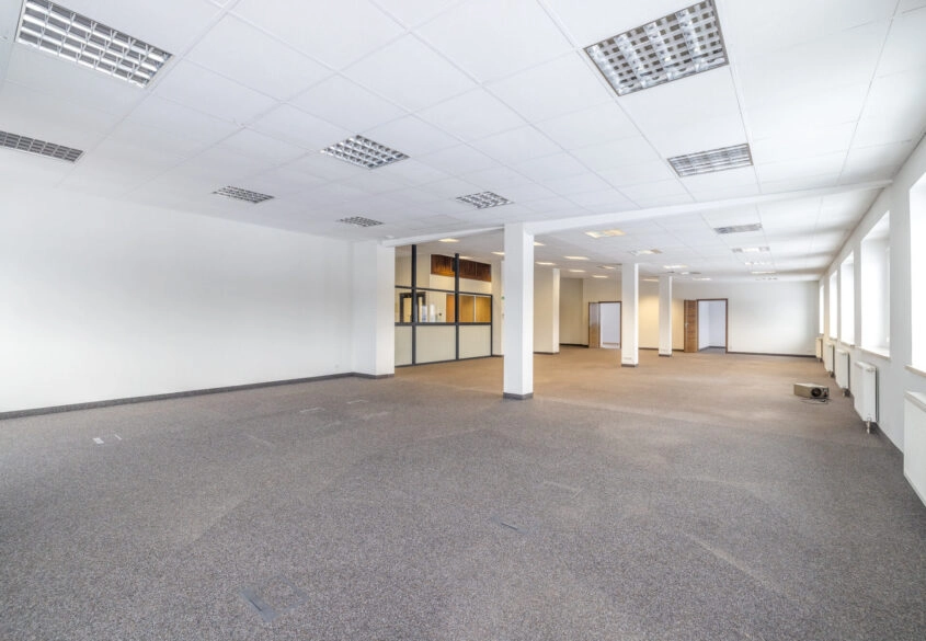 Wynajmę duży lokal biurowy w Gdyyni