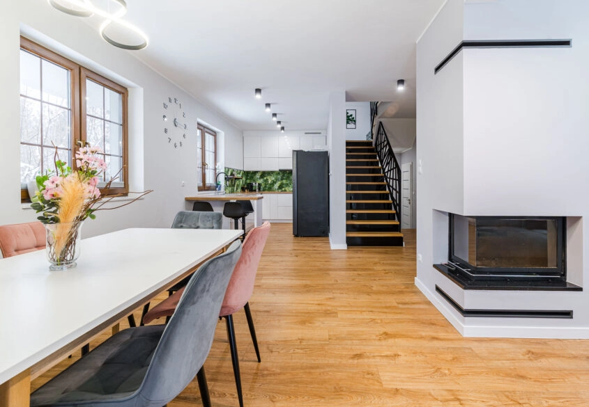 Rodzinny dom z ogrodem zimowym- Juszkowo